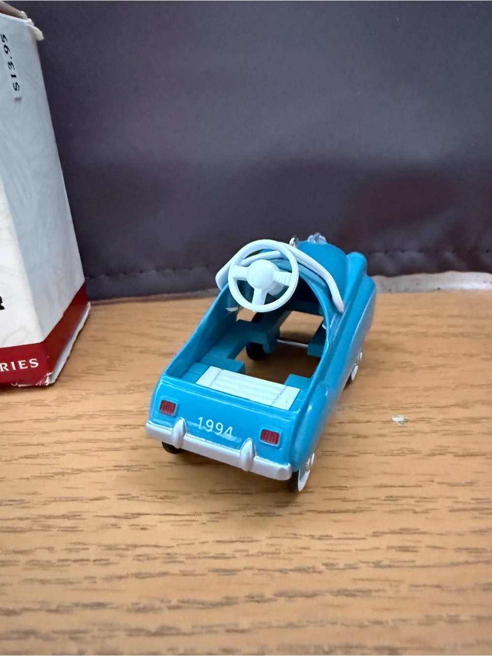 Vintage Hallmark Keepsake Ornament 1st in Kiddie Classic Series Pedal Cars - Picture 3 of 9
